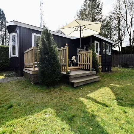 Chalet With Balcony In Veluwe, Cleaning Included